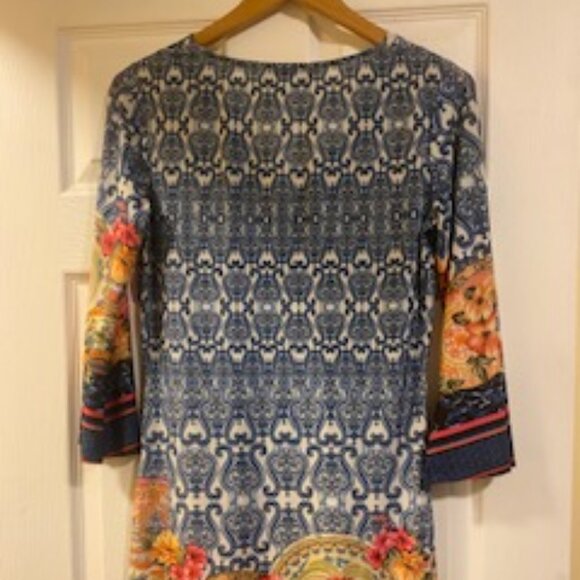 Gorgeous Indian-style dress - Picture 3 of 9